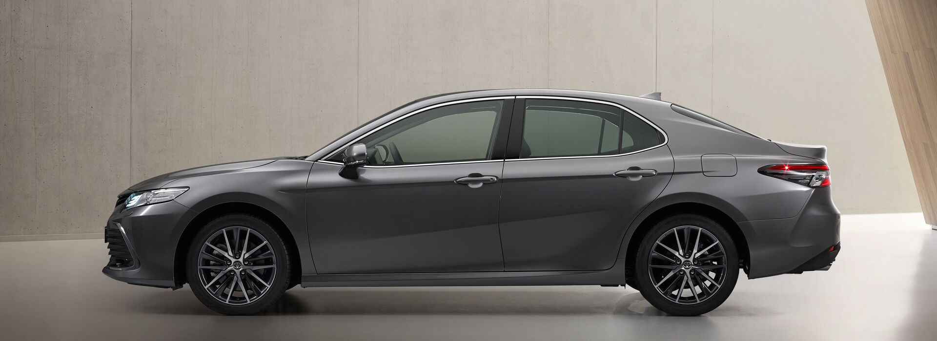 Toyota Camry Modelljahr 2021