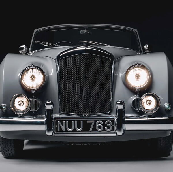James Bond's Bentley “The Locomotive”