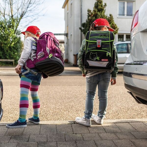 Die Herren: Es ist wieder Schulanfang...