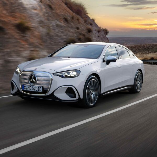 Elektro-Lux: Premiere der neuen C-Klasse