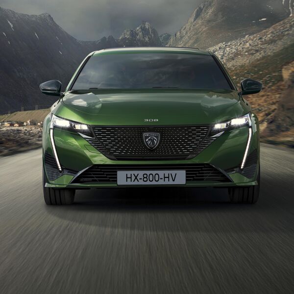 Erste Bilder des neuen Peugeot 308