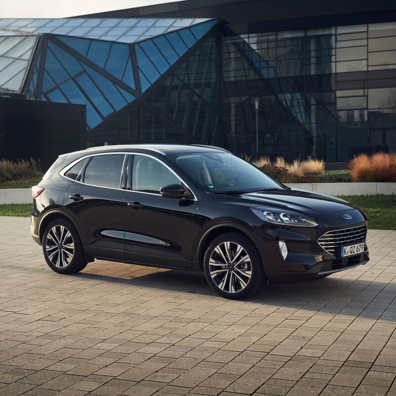 Kuga auch als Voll-Hybrid